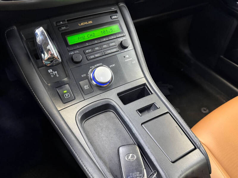 2013 Lexus CT 200h