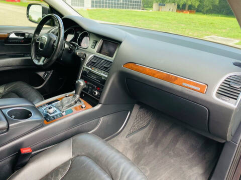 2011 Audi Q7 3.0T quattro Premium Plus