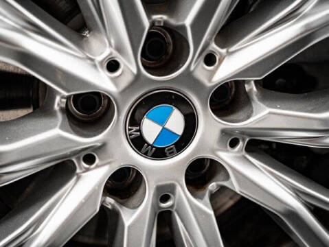 2024 BMW 3 Series 330i xDrive