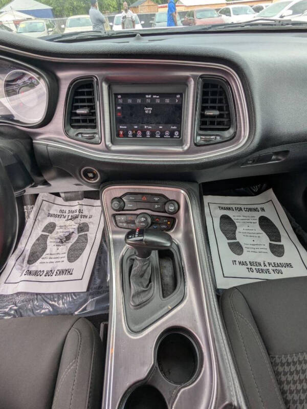 2018 Dodge Challenger SXT