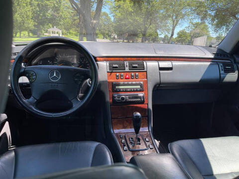 2002 Mercedes-Benz E-Class E 320 4MATIC