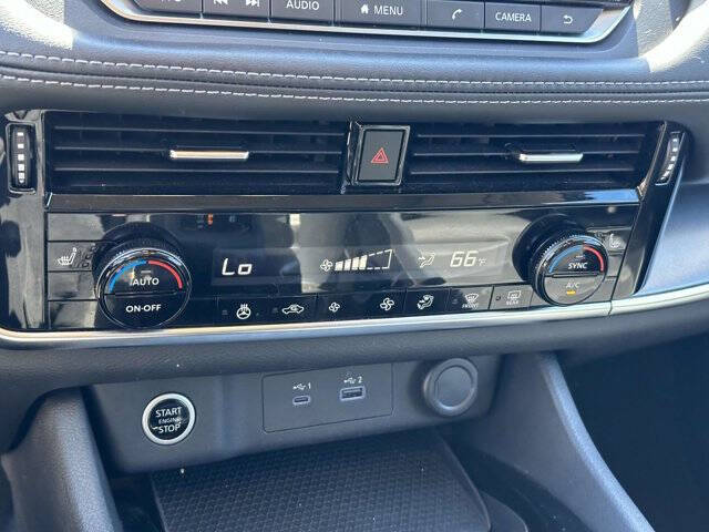 2022 Nissan Rogue SV