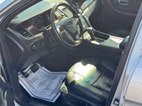 2015 Ford Taurus Limited