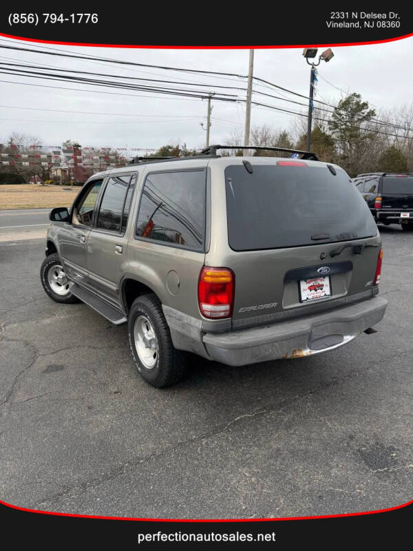 2001 Ford Explorer XLT