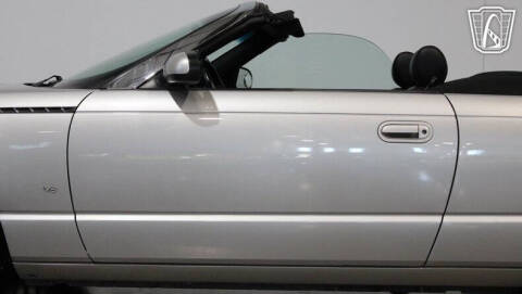 2004 Ford Thunderbird Deluxe
