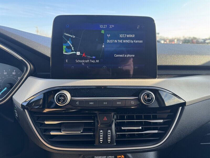 2020 Ford Escape SEL