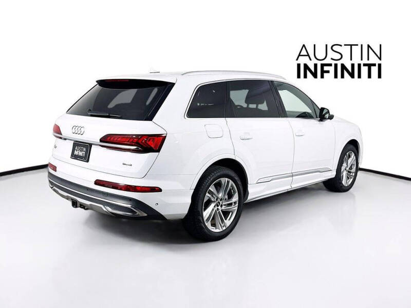 2023 Audi Q7 quattro Premium Plus 55 TFSI