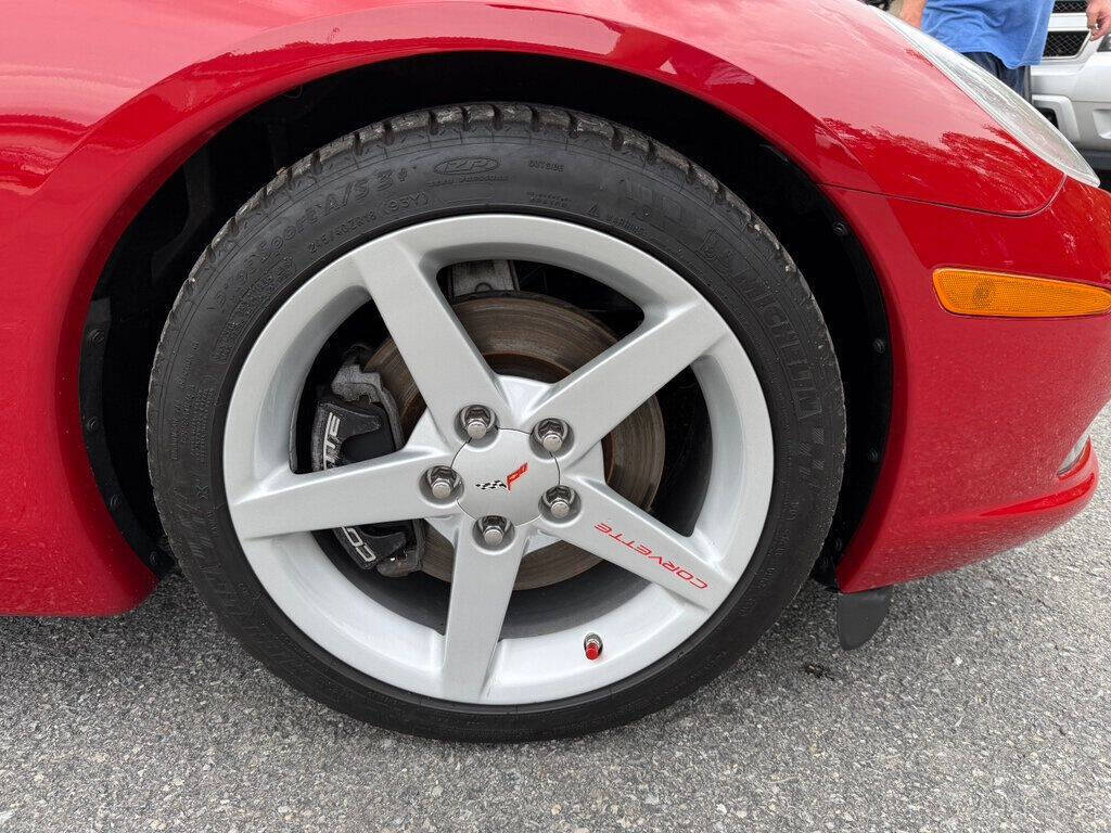 2005 Chevrolet Corvette 11