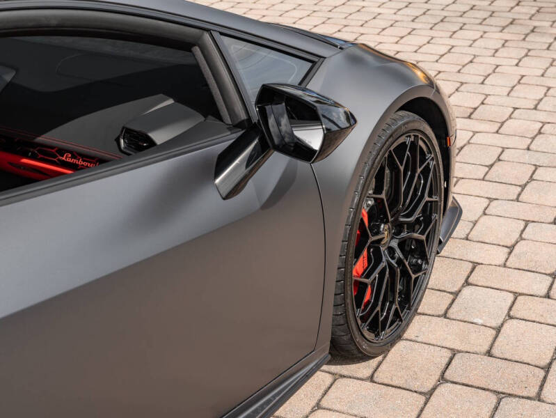 2024 Lamborghini Huracan Tecnica