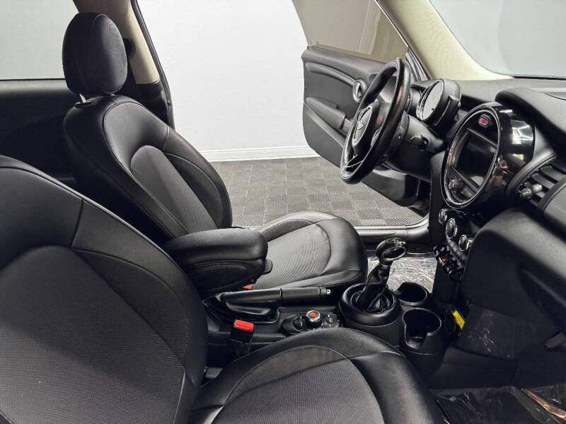 2018 MINI Hardtop 2 Door Cooper