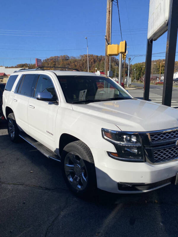 2016 Chevrolet Tahoe LTZ's photo