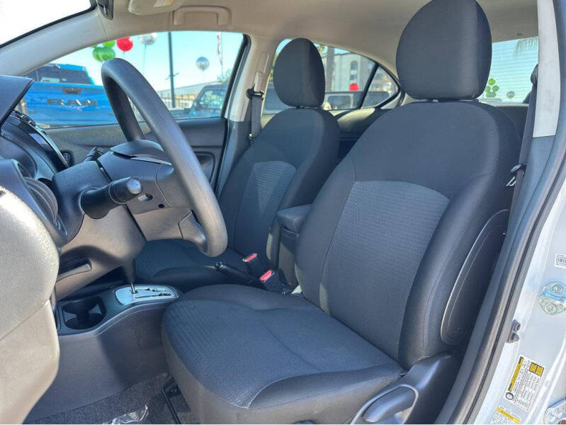 2024 Mitsubishi Mirage G4 LE