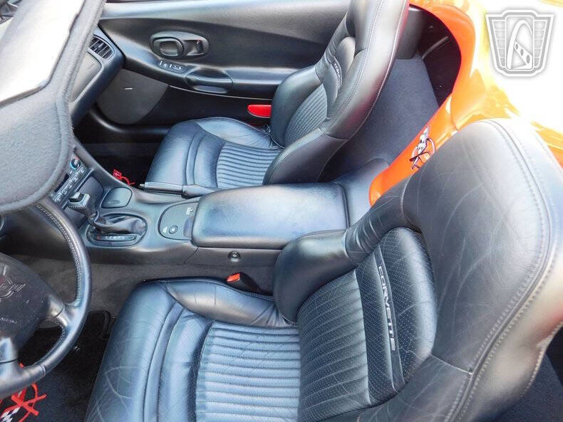 2004 Chevrolet Corvette