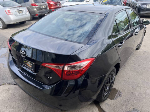 2018 Toyota Corolla LE