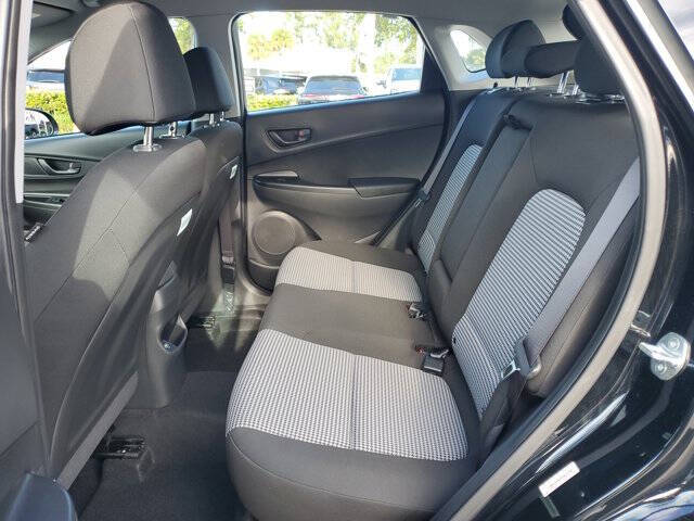 2023 Hyundai Kona SE