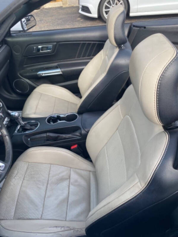 2017 Ford Mustang EcoBoost Premium