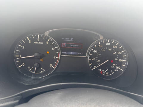 2018 Nissan Pathfinder S