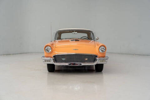 1957 Ford Thunderbird