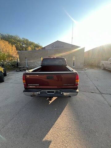 2000 Chevrolet Silverado LT photo 4