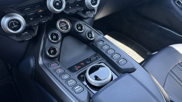2022 Aston Martin Vantage