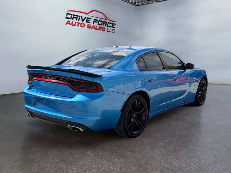 2018 Dodge Charger SXT