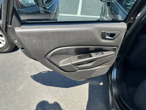2015 Ford Fiesta SE