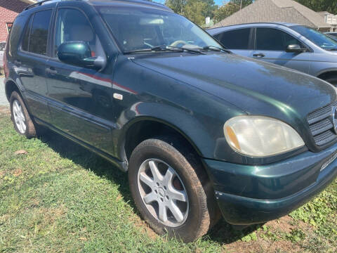 2000 Mercedes-Benz M-Class ML 430