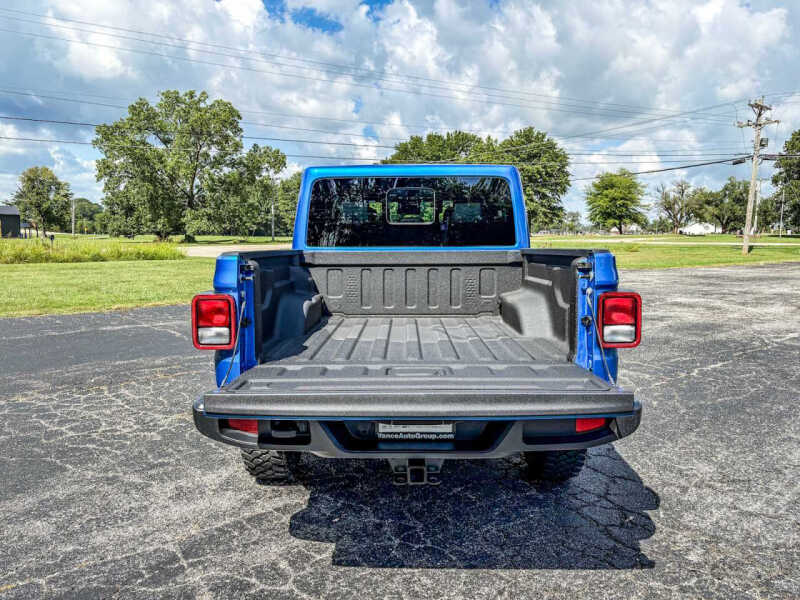 2025 Jeep Gladiator High Tide