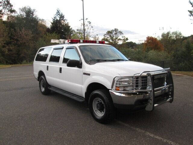 2004 Ford Excursion for sale at Tri Town Truck Sales LLC in Watertown CT