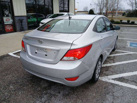 2017 Hyundai Accent SE