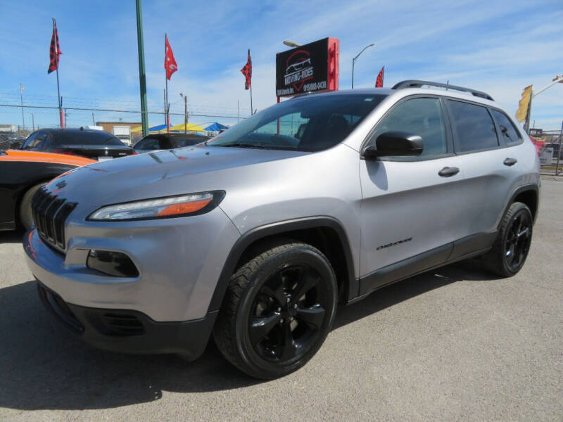 2017 Jeep Cherokee for sale at Moving Rides in El Paso TX