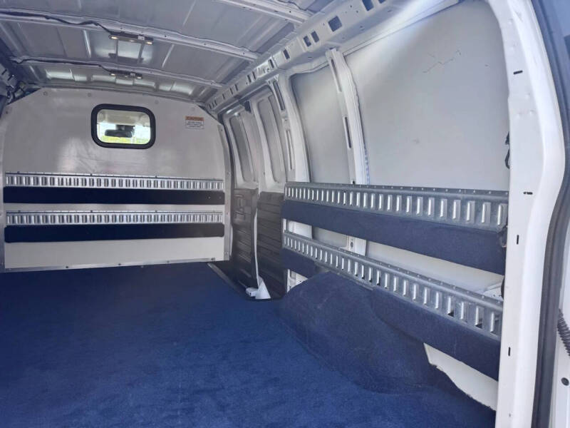 2019 Chevrolet Express 2500