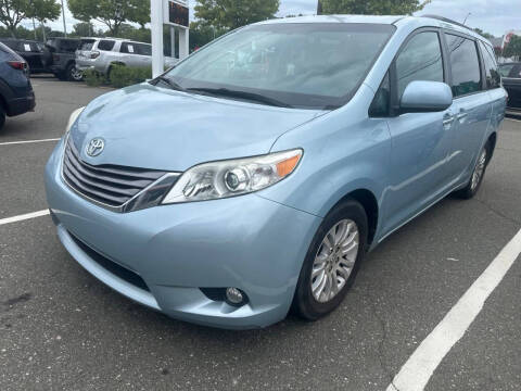 2015 Toyota Sienna
