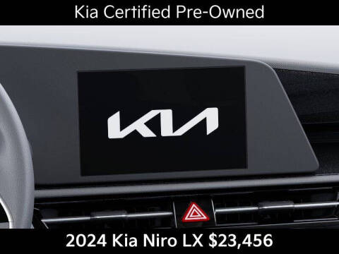 2024 Kia Niro LX
