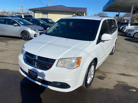 2015 Dodge Grand Caravan for sale at Lewis Blvd Auto Sales in Sioux City IA
