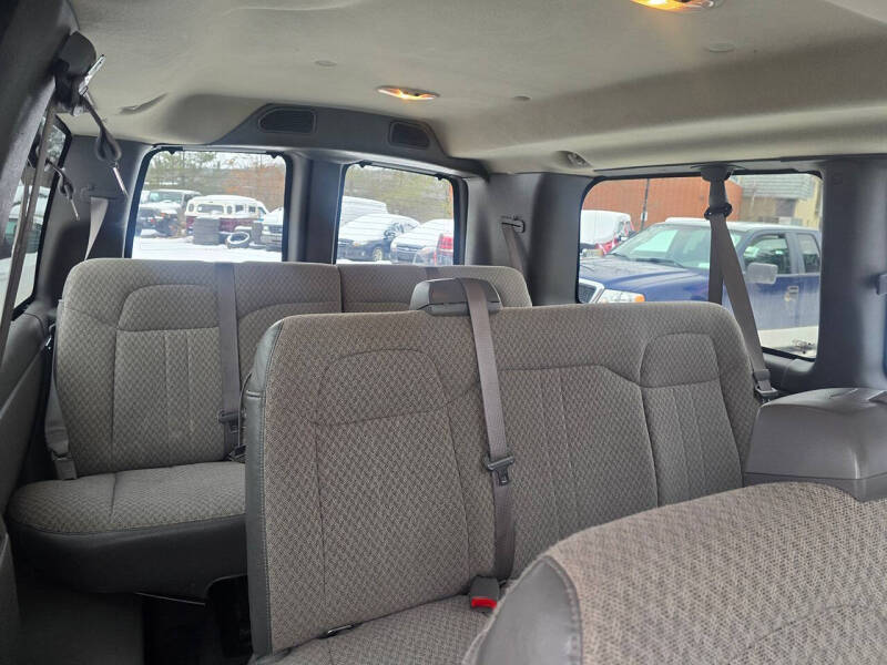 2009 Chevrolet Express LS 3500