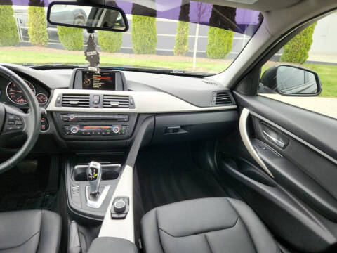 2015 BMW 3 Series 320i xDrive