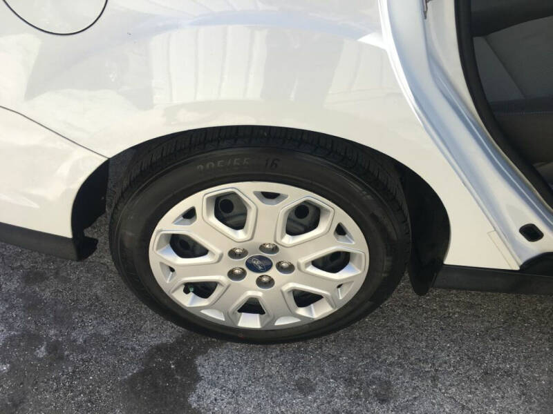 2012 Ford Focus SE
