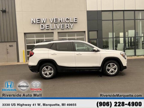 2022 GMC Terrain SLE