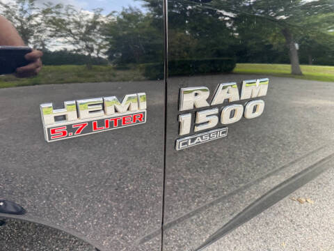 2019 RAM 1500 Classic SLT