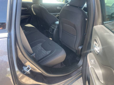 2019 Jeep Cherokee Latitude