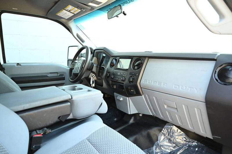 2013 Ford F-350 Super Duty XL