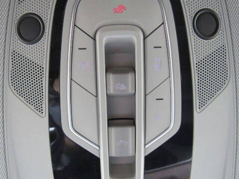 2019 Audi e-tron quattro Prestige