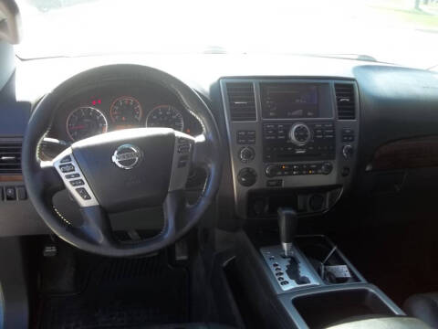 2013 Nissan Armada Platinum