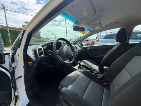 2016 Kia Forte5 LX