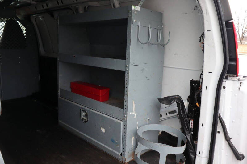 2021 Chevrolet Express 2500