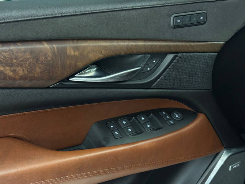 2020 Cadillac Escalade Premium Luxury