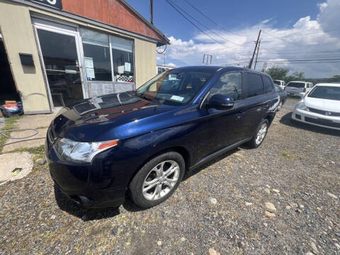 2014 Mitsubishi Outlander SE