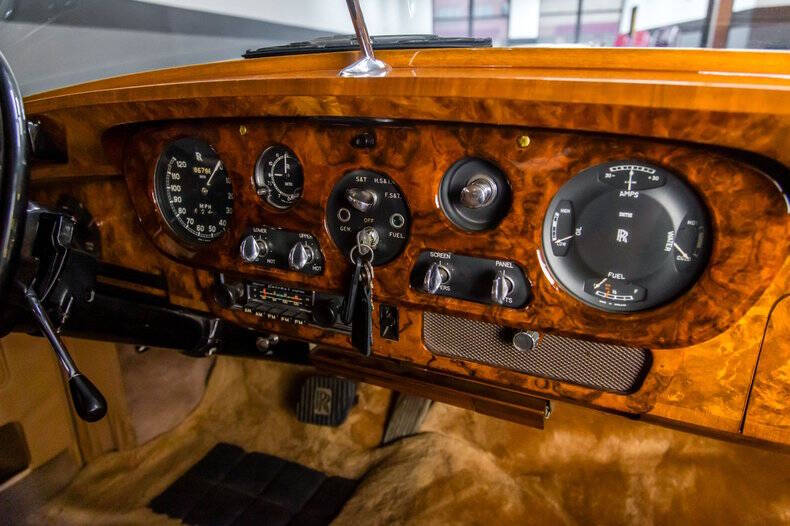 1961 Rolls-Royce SILVER CLOUD LWB