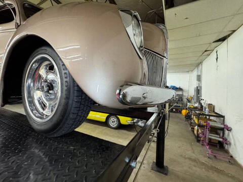 1940 Ford Deluxe